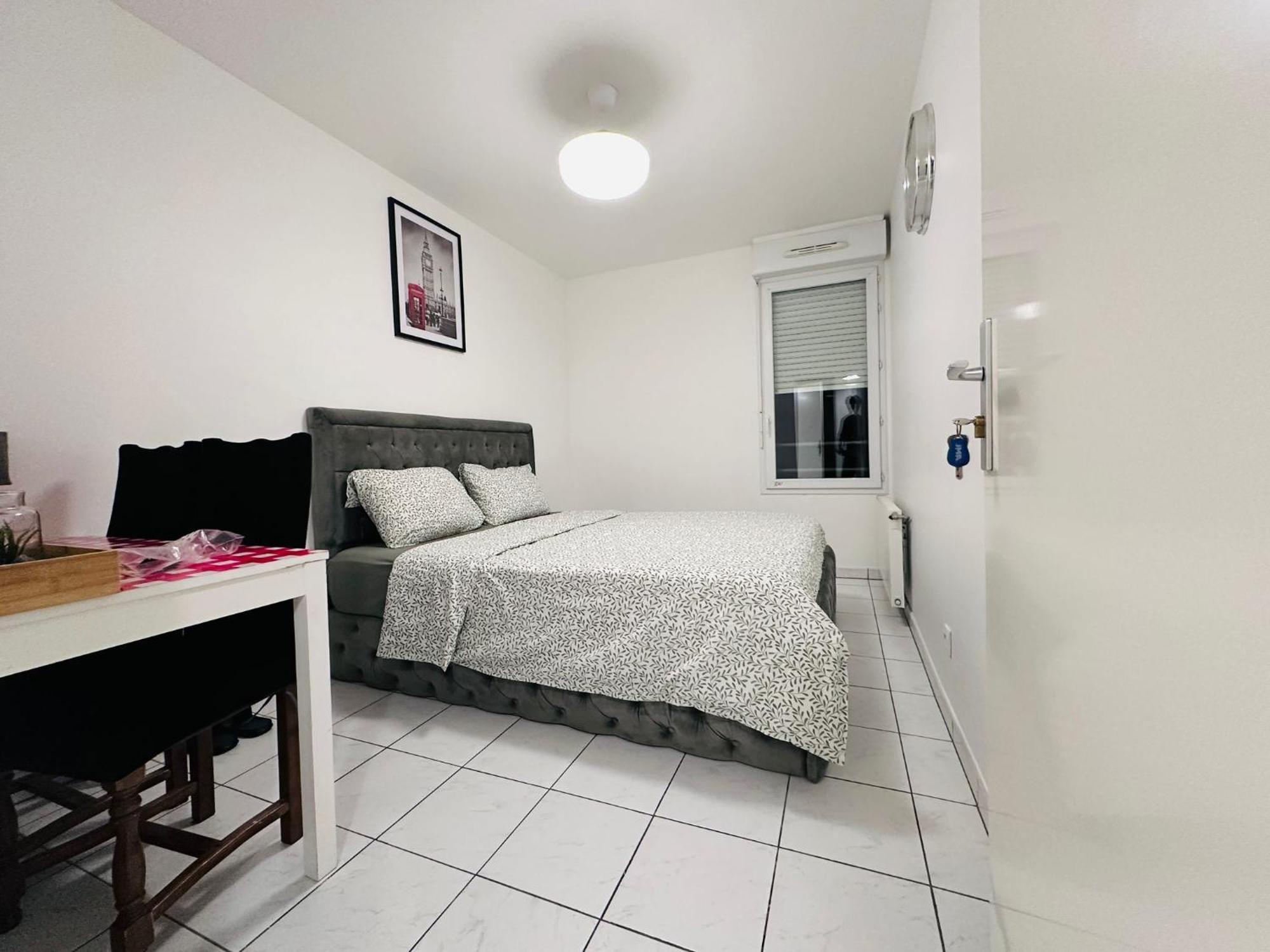 Apartamento Sri-Indo Bobigny Paris Exterior foto
