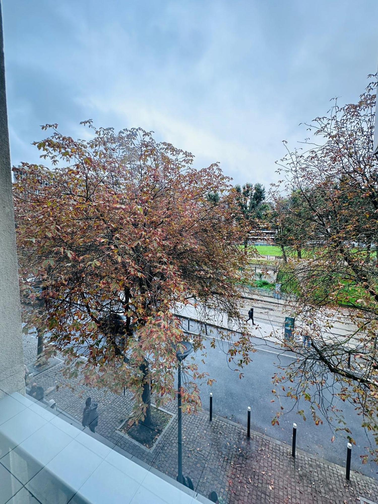 Apartamento Sri-Indo Bobigny Paris Exterior foto
