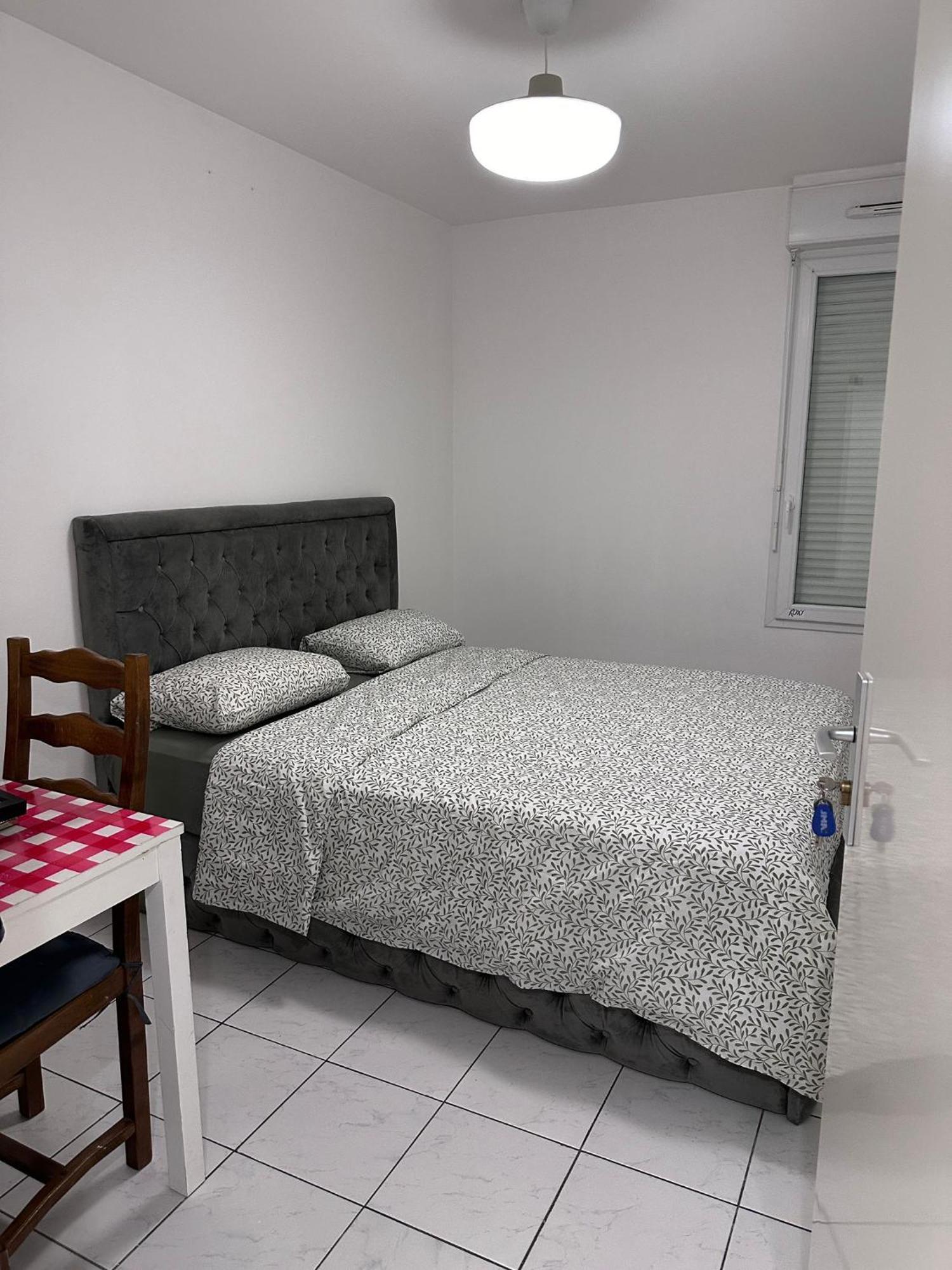 Apartamento Sri-Indo Bobigny Paris Exterior foto
